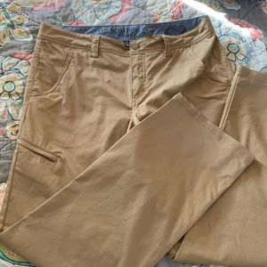 Toad&Co mens tan pants. Size 34